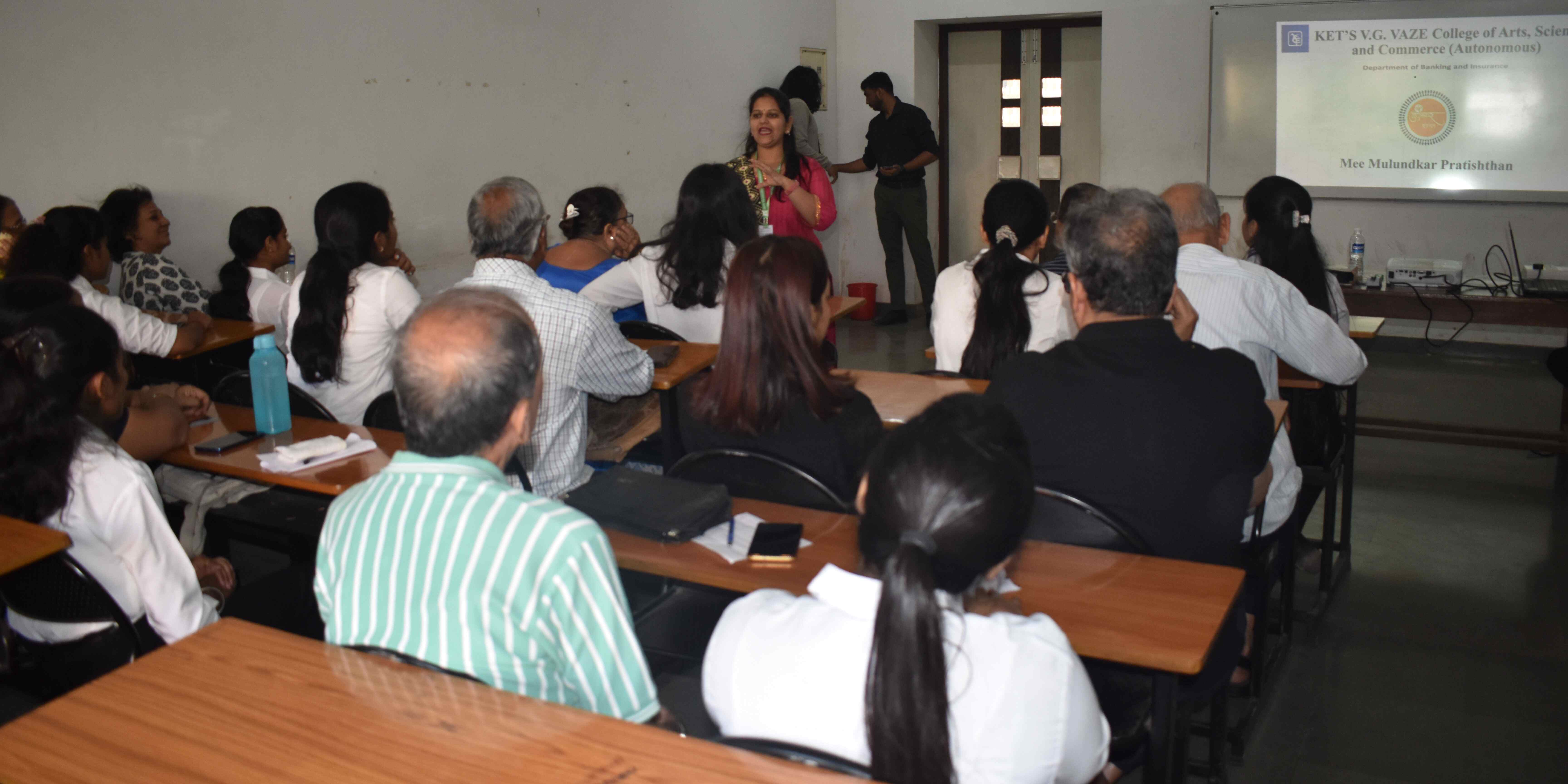 Mee Muludkar's Senior Citizen Technical Awareness held by Mayura Rahul Banvali