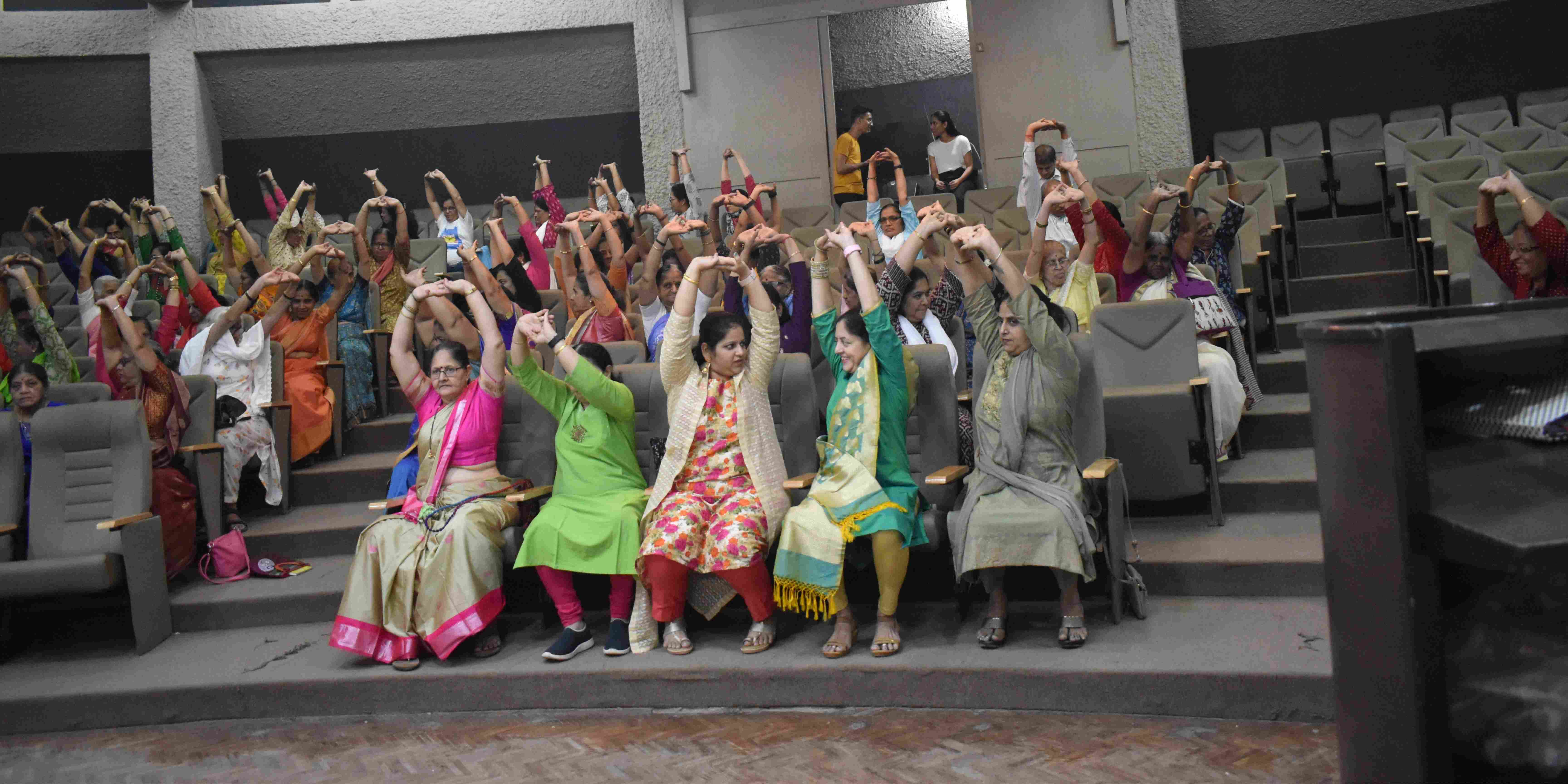 Mee Muludkar's Womens Week held by Mayura Rahul Banvali